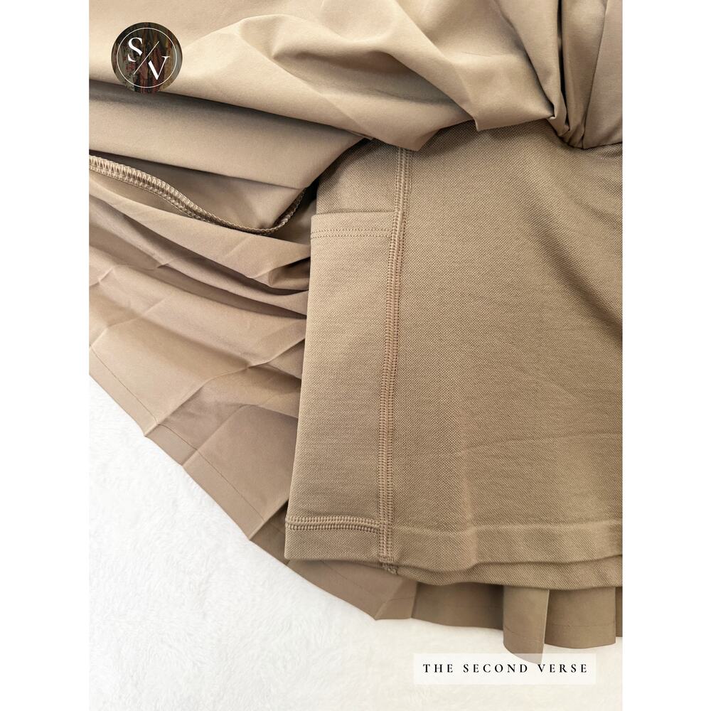Offline By Aerie Pleated Bow Pleated Wide Waistband Skirt Tan White Size Medium - Picture 5 of 11